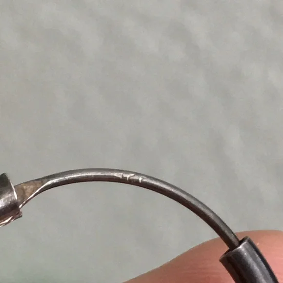 🖤Vtg Sterling silver hoop earrings - Picture 7 of 9